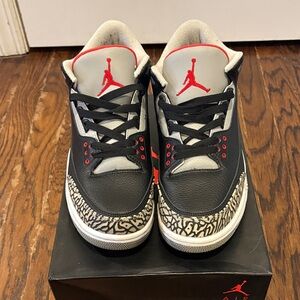 Air Jordan 4 Retro Pre-Owned Excellent Condition